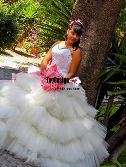 2017 New Beading Sweet 15 Ball Gown White Satin Layered Tulle Prom Dress Gown Vestidos De 15 Anos