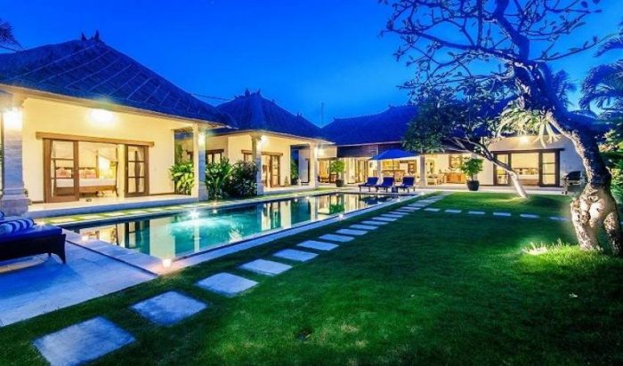 4 Bedroom Luxury Seminyak Villa with Pool at Bali – VillaGetaways