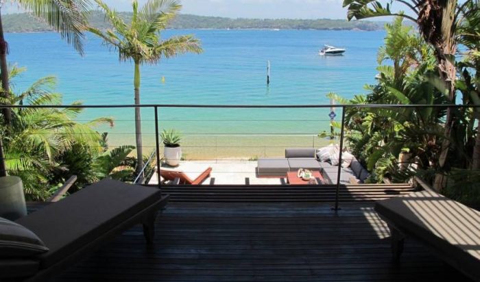 3 Bedrooms Luxury Villa in Sydney, Watsons Bay | VillaGetaways.com
