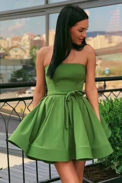 Green Strapless Homecoming Dresses Simple Short Prom Dress OM533