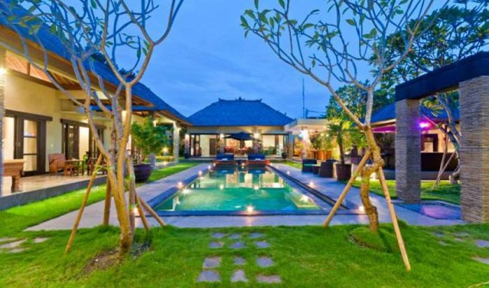 5 Bedroom Luxury Villa with Pool at Jalan Raya Seminyak, Bali