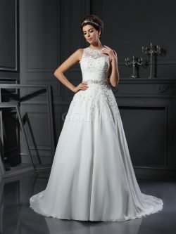 Robe de mariée longue ligne a de col haut avec perle appliques – GoodRobe