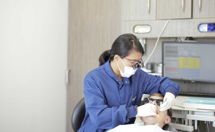 Find a Professional Dental Clinic in Houston TX | Emergency Dental Care Today