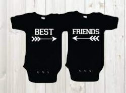 Adorable Newborn Twin Outfits for Your Baby Registry