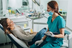 How Can a Dentist Open on Saturday Help You?