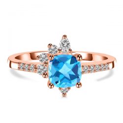 Swiss Blue Topaz Jewelry with Beautiful Design