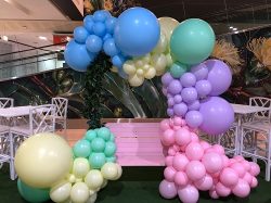 Helium Party Balloons delivered on the Gold Coast |Bulk Helium Balloons in Brisbane