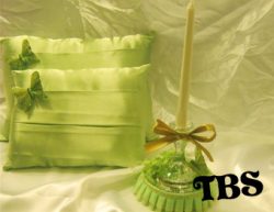 Butterfly Ceremony Sweet 15/16 Pillow Set with Lighting Candle