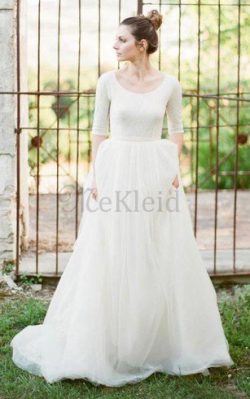 Spitze A-Line Plissiertes Brautkleid mit Reißverschluss mit Schaufel Ausschnitt – MeKleid.de