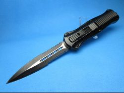 Black Stinger Serrated OTF Switchblade