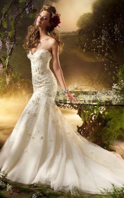 Robe de mariée exceptionnel longue avec fleurs en salle a eglise – GoodRobe