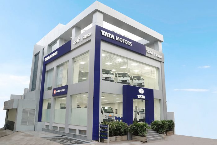 Best Tata Motors Dealers in Delhi for Buses