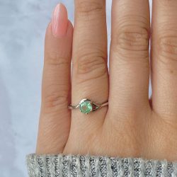 Shop Dainty Green Kyanite Rings Online at Sagacia jewelry