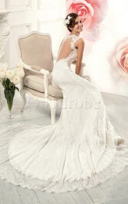 Robe de mariée distinguee plissage romantique de col bateau de fourreau – GoodRobe