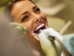 Where to Find Teeth Whitening Gum Near Me in Houston