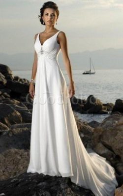 Robe de mariée majestueux avec perle ruché de traîne moyenne col en v foncé – GoodRobe