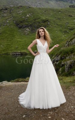 Robe de mariée plissage intemporel romantique luxueux avec ruban – GoodRobe