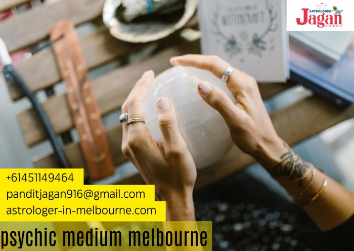 Psychic Medium Melbourne – Communicate With the Spirit World Through Astrologer Jagan Ji