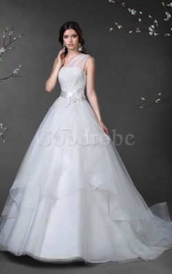 Robe de mariée avec gradins cordon d’épaule asymétrique manche nulle en tulle – GoodRobe