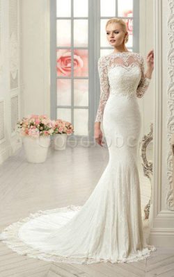 Robe de mariée impressioé brodé col ras du cou avec bouton avec perle – GoodRobe