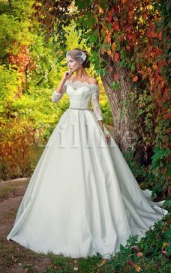 Abito da Sposa con Piega A-Line Seghettato Scollo in Pizzo con Tre Quarti Lunghezza Maniche R ...