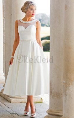 Ewiges Satin Schick Brautkleid mit Knöpfen mit Schaufel Ausschnitt – MeKleid.de