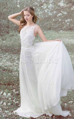 Robe de mariée classique de traîne courte a-ligne en dentelle avec sans manches – GoodRobe