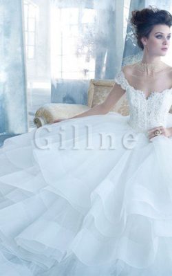 Abito da Sposa Schiena Nuda Senza Maniche in Pizzo con Seghettato in Pizzo – Gillne.it