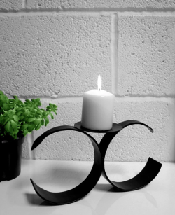 Elegant Candlestick Holders to Illuminate Your Home with Style and Warmth