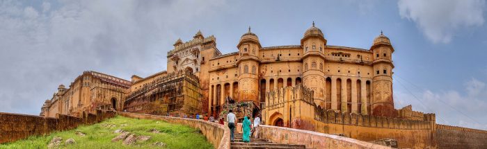 Understanding the Spiritual Significance of the Golden Temple