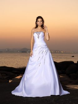 Robe de mariée longue avec perle de tour de ceinture en haute manche nulle cordon – GoodRobe