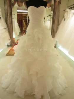 Robe de mariée naturel de col en cœur de mode de bal en organza avec sans manches – GoodRobe