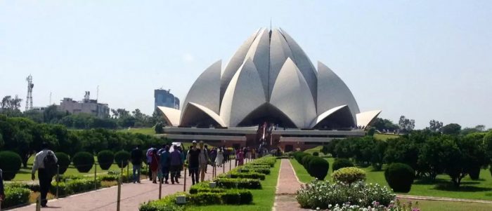 Best Delhi Sightseeing by Bus Services