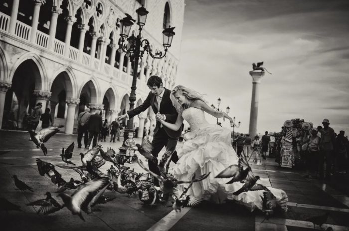 Tuscany Elopement Wedding Photographer – Capturing Your Intimate Love Story