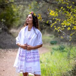 Lilac Pomegranates Tallit for women, Bat Mitzvah Tallit, Feminine Tallit