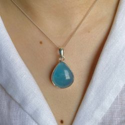 Exploring Aquamarine Jewelry: Origins, Significance and Healing Benefits