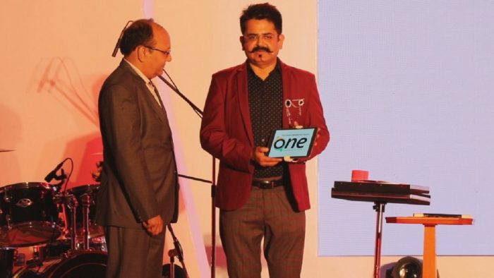 Hire Most Searched Celebrity Artist In India