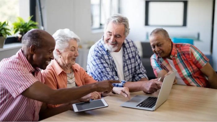Key Differences Between Reverse Mortgage Jumbo Loan and Traditional Mortgages