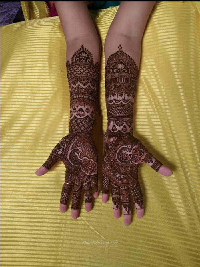 Make lasting memories with the best bridal mehandi artist in Chandigarh today
