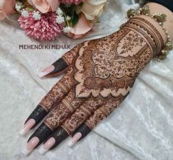 Find Your Perfect Match: Diverse Arabic Mehndi Designs Await