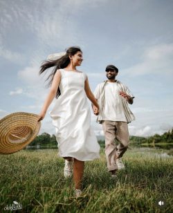 Iconic Couple Poses for Pre-Wedding Photoshoot to Capture Pure Love and Joy