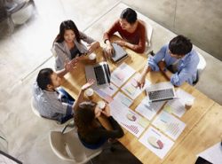 Transforming Sales Teams with Expert Corporate Training in Delhi