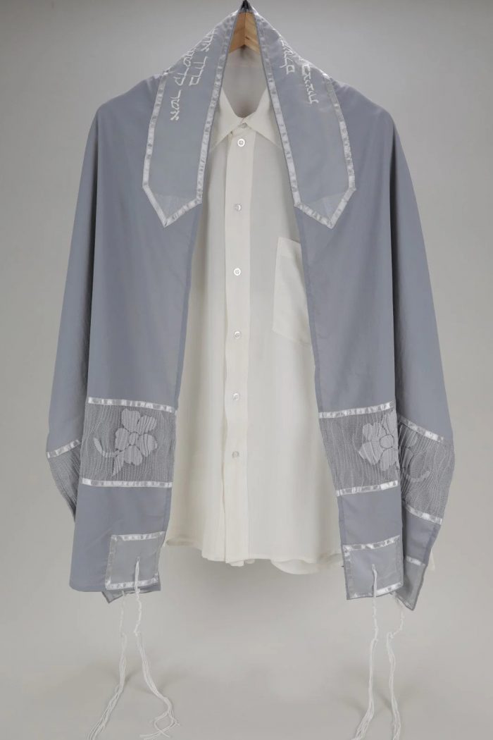 Exclusive Elegant Gray Tallis for Women with Floral Decoration