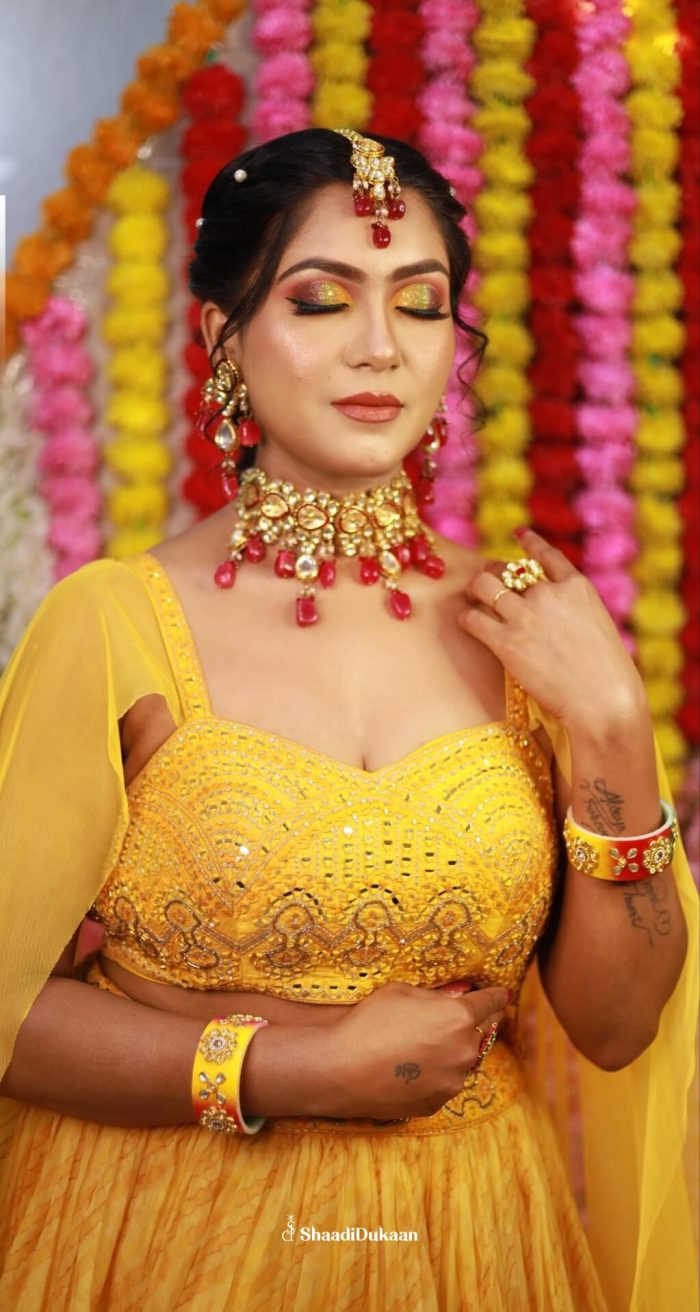 Make heads turn with professional wedding makeup artists in Indore today