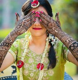 Book the best bridal mehndi artist in Chandigarh for flawless wedding henna art