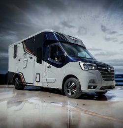 Safe and Reliable Horse Transportation Services