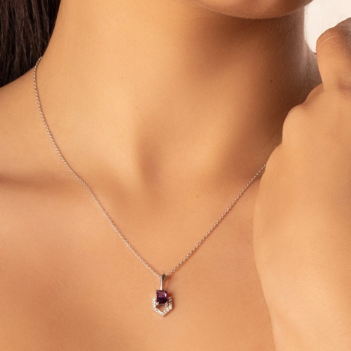 Buy Stunning Lab Grown Diamond Pendant for Women