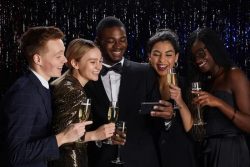 Make Your Prom Night Shine with Elegant Limo Travel