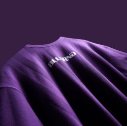 The Appeal of the Loose T-Shirt in Modern Streetwear