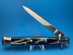 Italian Stiletto 11″ Imit. Buffalo Horn Flat Grind Switchblade